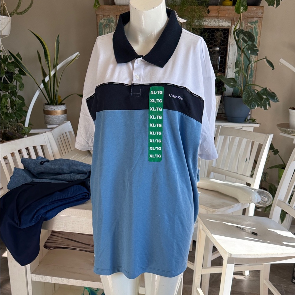 Calvin Klein Men's Polo in Blue, Black, and White quick drying wicking XL NWT